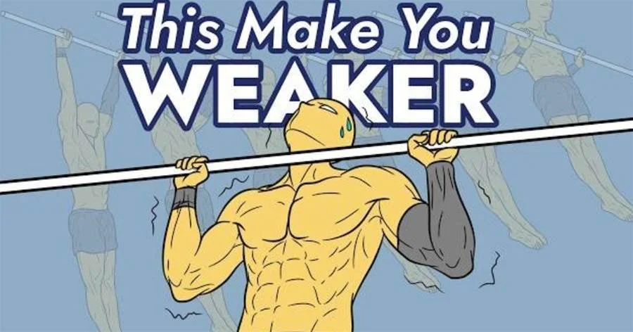 Man training in gym with weights, aiming to grow muscle efficiently.